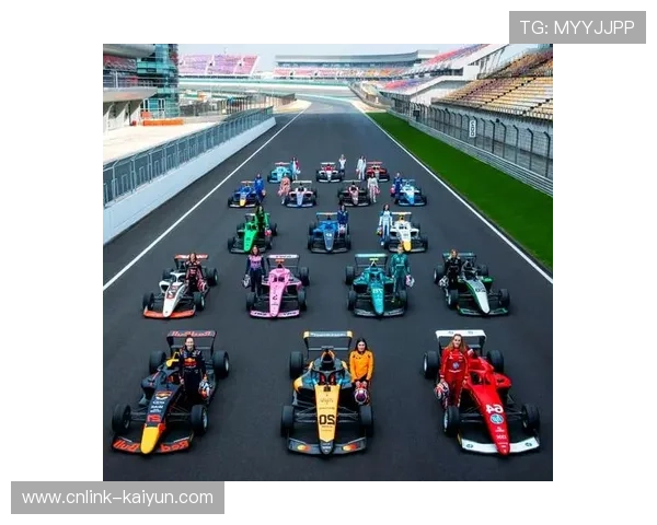 F1 Esports系列赛落幕,虚拟赛车手获现实车队关注 F1 Esports系列赛落幕,虚拟赛车手获现实车队关注